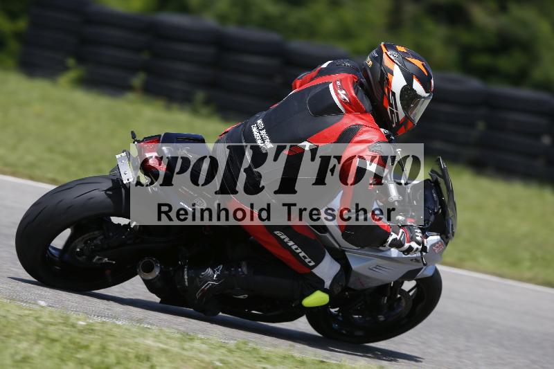 /Archiv-2024/29 12.06.2024 MOTO.CH Track Day ADR/Gruppe blau/74